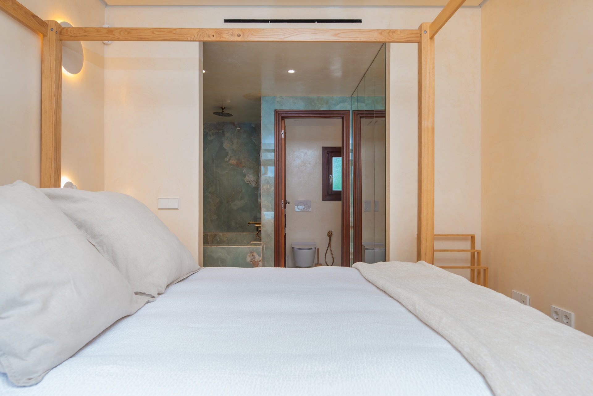 Resa estates Ibiza for sale te koop appartement Santa Gertrudis bedroom 3.jpg